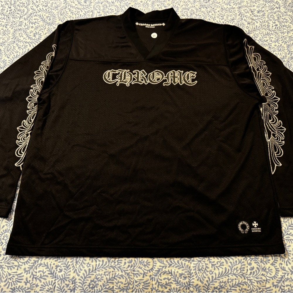 SOLD



Authentic Chrome Hearts Black Long Sleeve Mesh Warm Up Jersey
